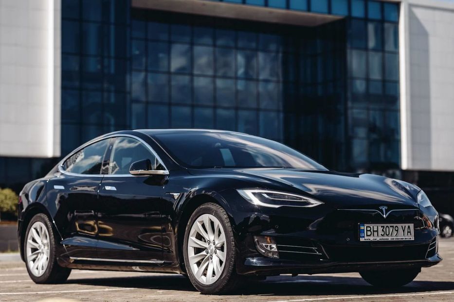 Продам Tesla Model S 2018 года в Одессе