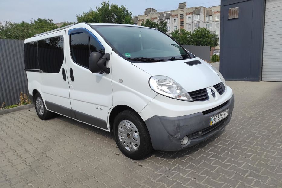 Продам Renault Trafic пасс. L1H1  2010 года в г. Червоноград, Львовская область