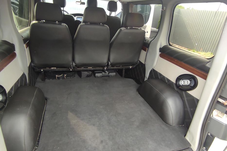 Продам Renault Trafic пасс. L1H1  2010 года в г. Червоноград, Львовская область