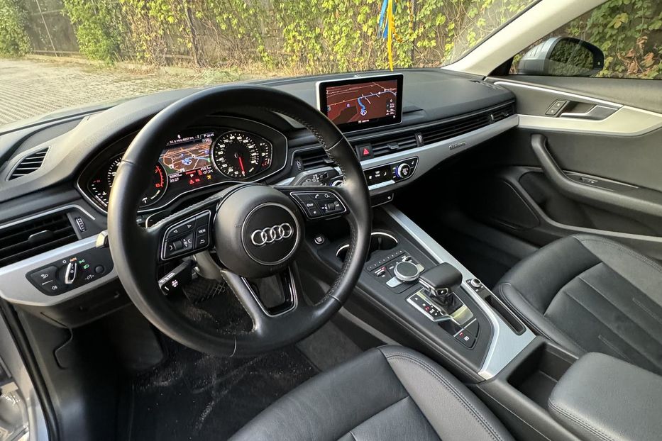 Продам Audi A4 2016 года в Киеве