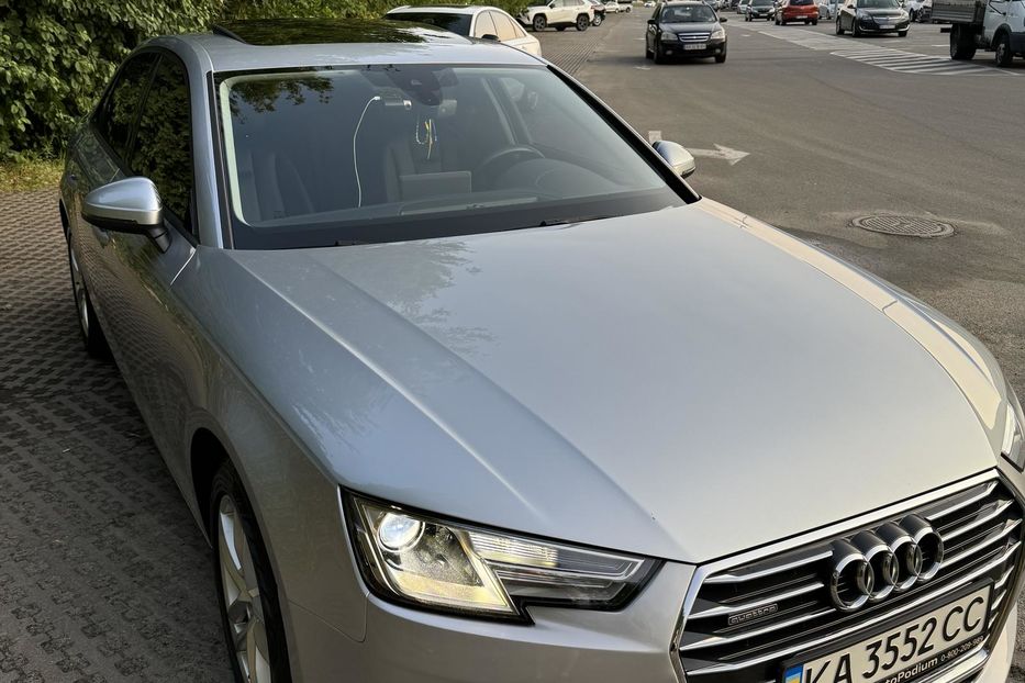 Продам Audi A4 2016 года в Киеве