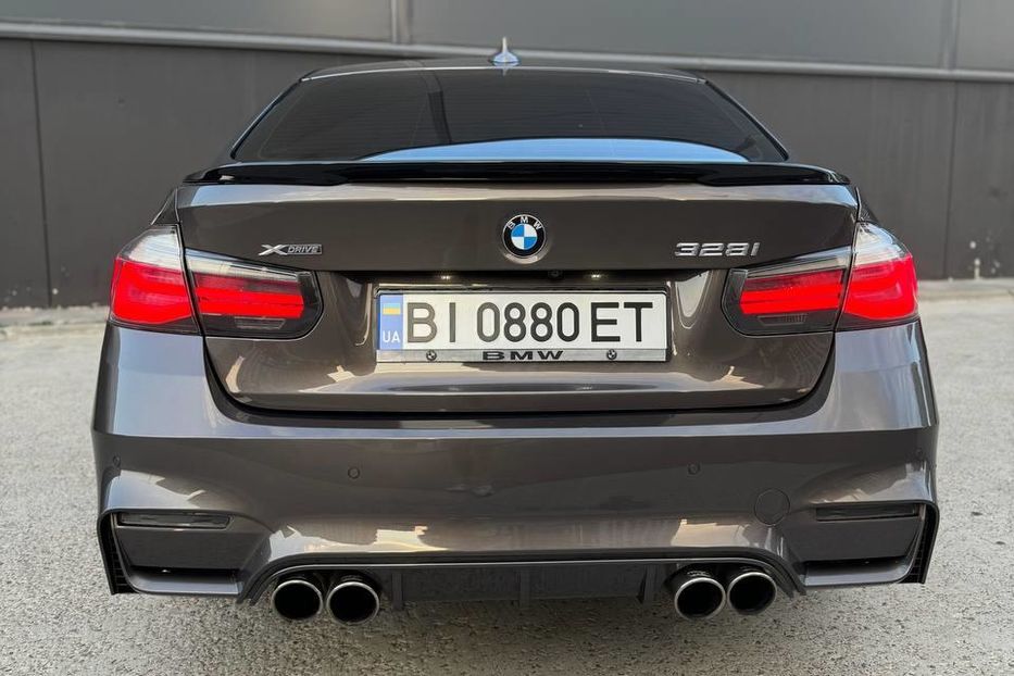 Продам BMW 328 XDrive Luxury Line 2013 года в Киеве