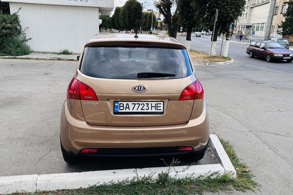 Продам Kia Venga 2012 года в г. Знаменка, Кировоградская область