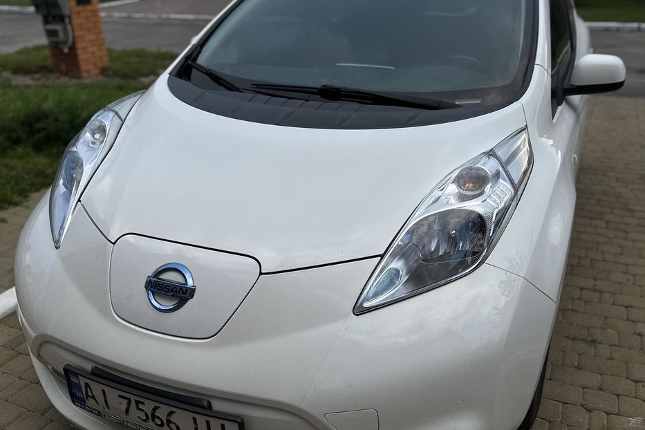 Продам Nissan Leaf 30 kw 2016 года в Киеве