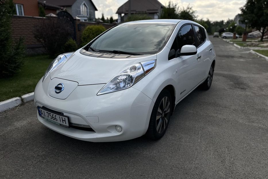 Продам Nissan Leaf 30 kw 2016 года в Киеве