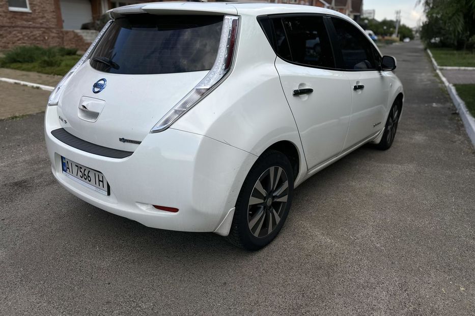 Продам Nissan Leaf 30 kw 2016 года в Киеве