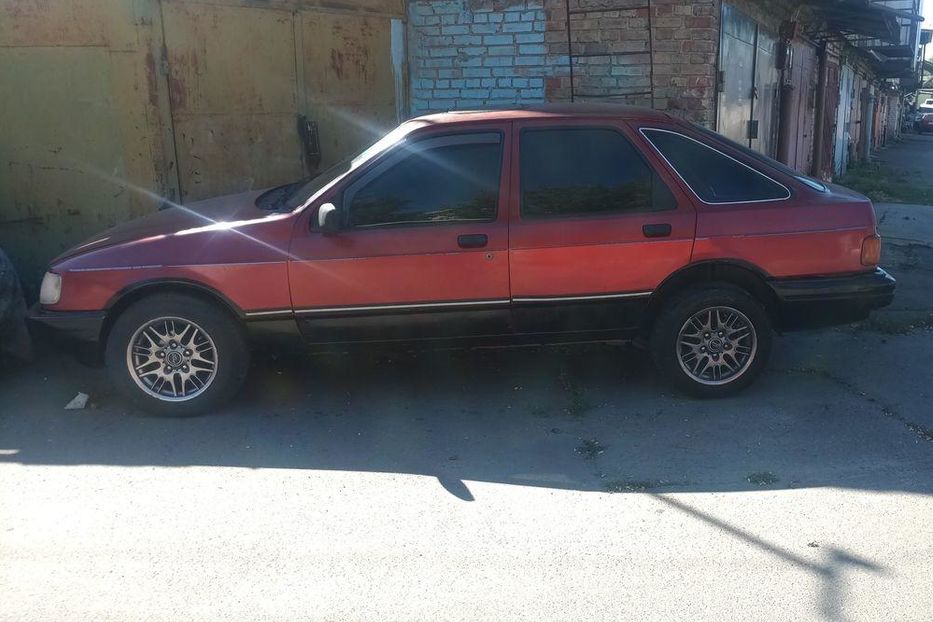 Продам Ford Sierra комфорт 1987 года в Киеве