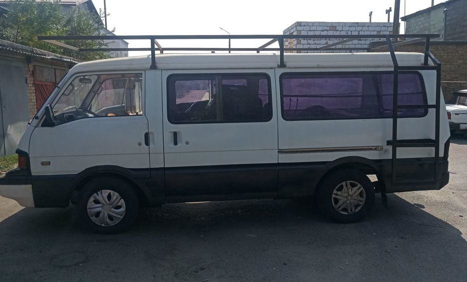 Продам Mazda E-series груз. мазда е-2.200 1998 года в Киеве