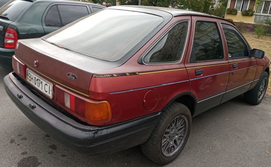 Продам Ford Sierra комфорт 1987 года в Киеве