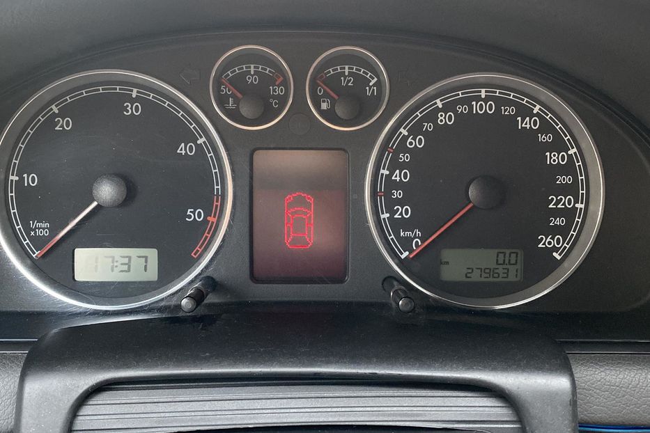 Продам Volkswagen Passat B5 2003 года в Житомире
