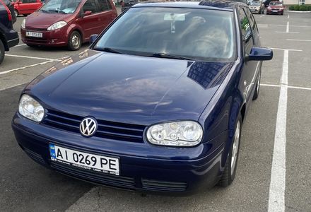 Продам Volkswagen Golf IV 2000 года в Киеве