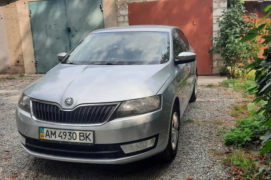 Продам Skoda Rapid 2013 года в Житомире