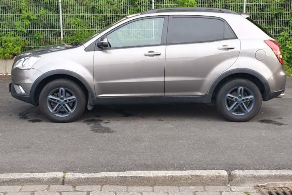 Продам SsangYong Korando 2.0D MT (175 к.с.) 4WD 2012 года в Киеве