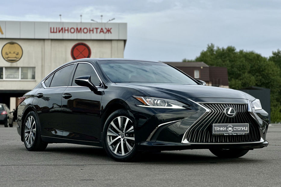 Продам Lexus ES 250 2018 года в Киеве