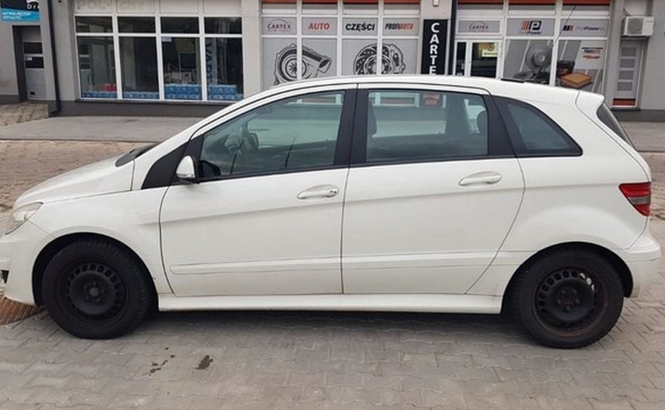 Продам Mercedes-Benz B 180 2008 года в Киеве