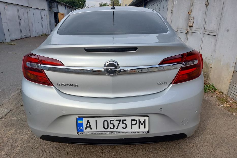 Продам Opel Insignia Дизель Автомат  2015 года в Киеве