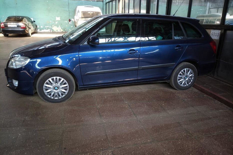 Продам Skoda Fabia Sport Универсал 2010 года в Днепре