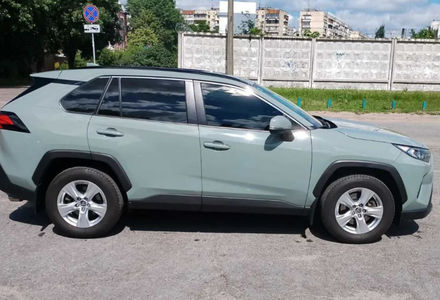 Продам Toyota Rav 4 2020 года в Киеве