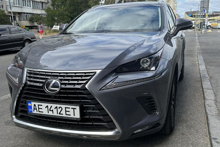 Продам Lexus NX 200 2018 года в Днепре