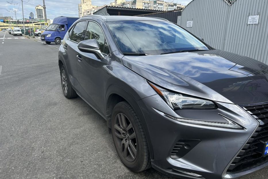 Продам Lexus NX 200 2018 года в Днепре