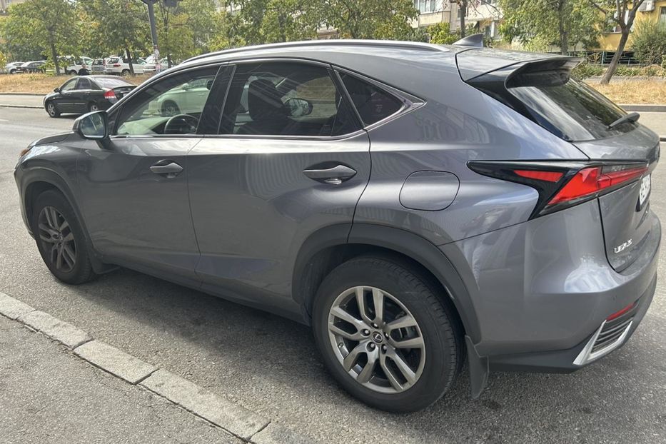 Продам Lexus NX 200 2018 года в Днепре