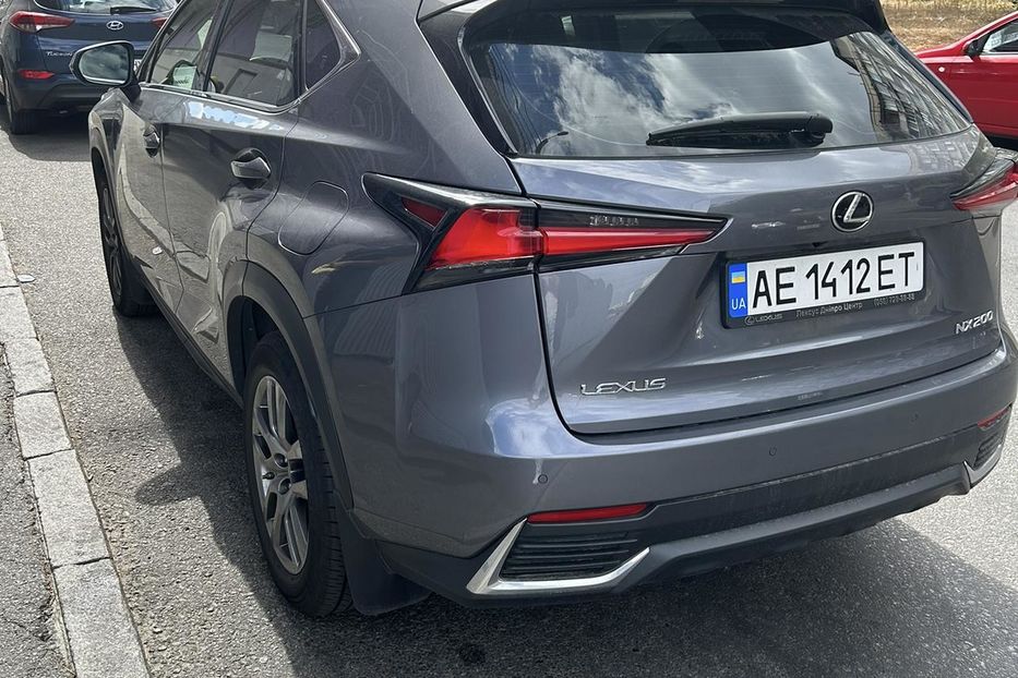 Продам Lexus NX 200 2018 года в Днепре