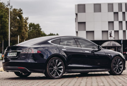 Продам Tesla Model S 2013 года в Одессе