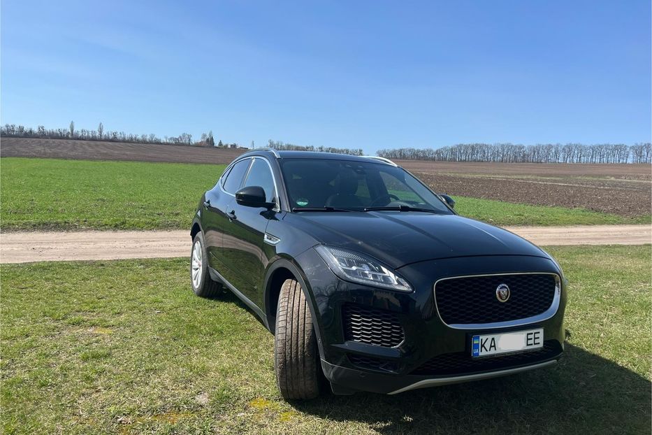 Продам Jaguar E-Pace 2017 года в Киеве