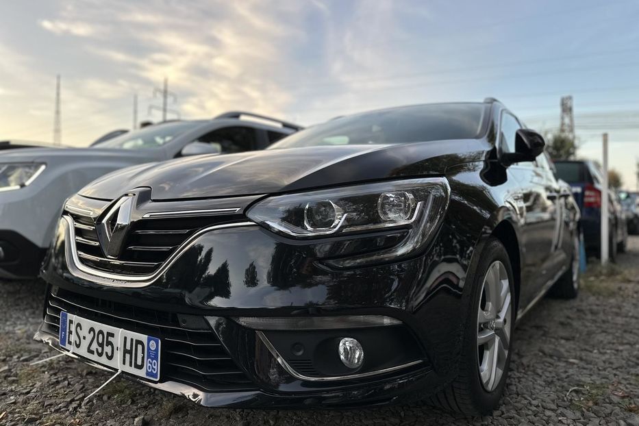 Продам Renault Megane 2017 года в Луцке