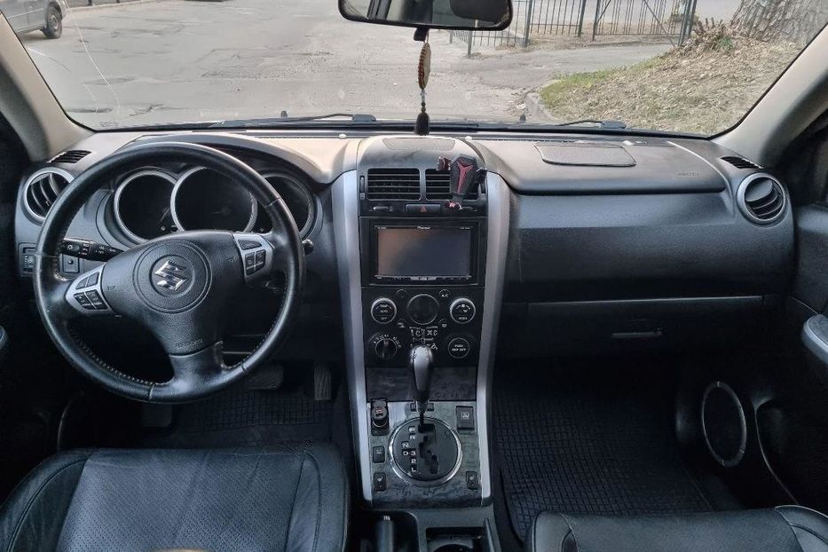 Продам Suzuki Grand Vitara 2010 года в Киеве