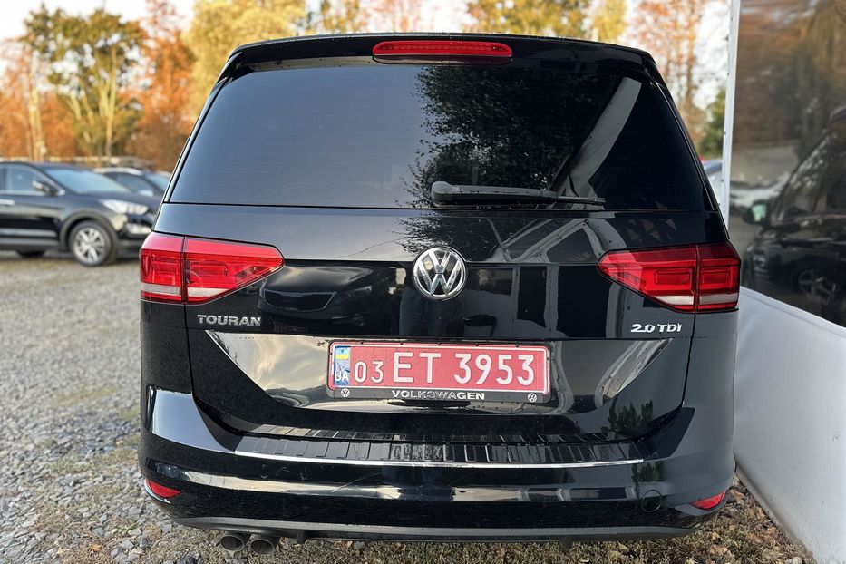 Продам Volkswagen Touran 2017 года в Луцке