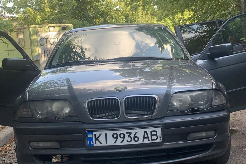 Продам BMW 320 2001 года в Киеве