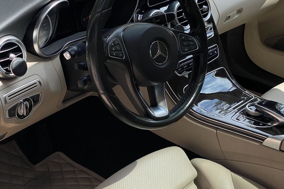 Продам Mercedes-Benz C-Class 2015 года в Киеве