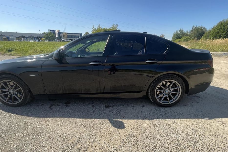 Продам BMW 535 535ih 225kw 2012 года в Киеве