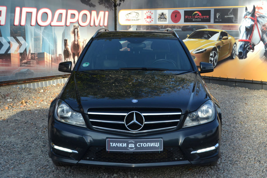 Продам Mercedes-Benz C-Class 2014 года в Киеве