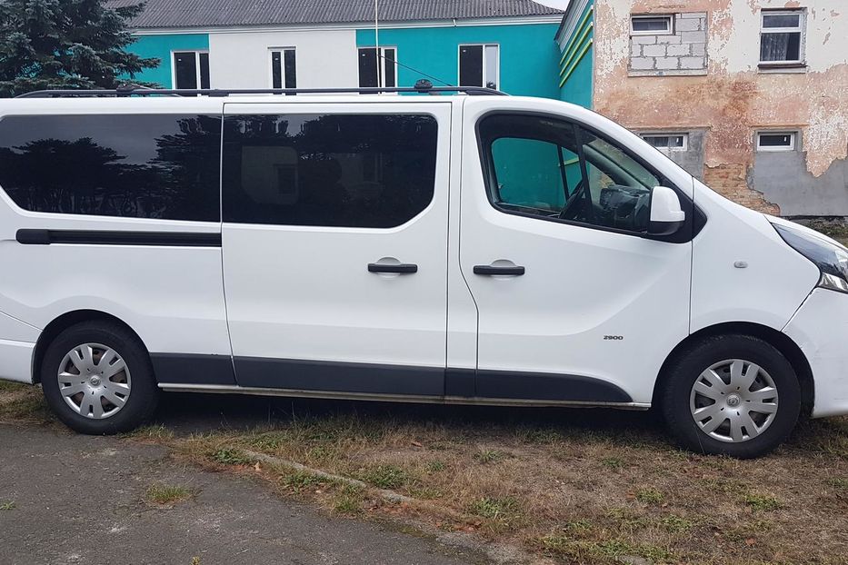 Продам Opel Vivaro пасс. 2016 года в г. Любомль, Волынская область