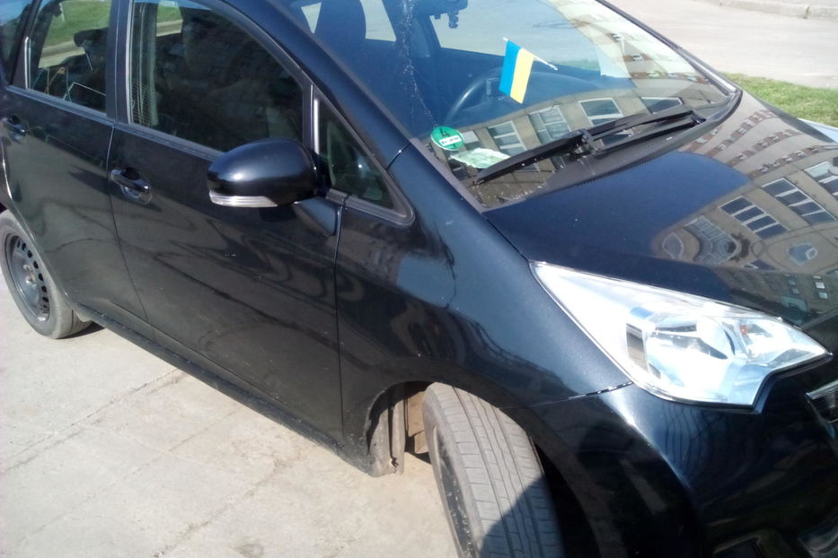 Продам Toyota Verso  S 2012 года в Луцке