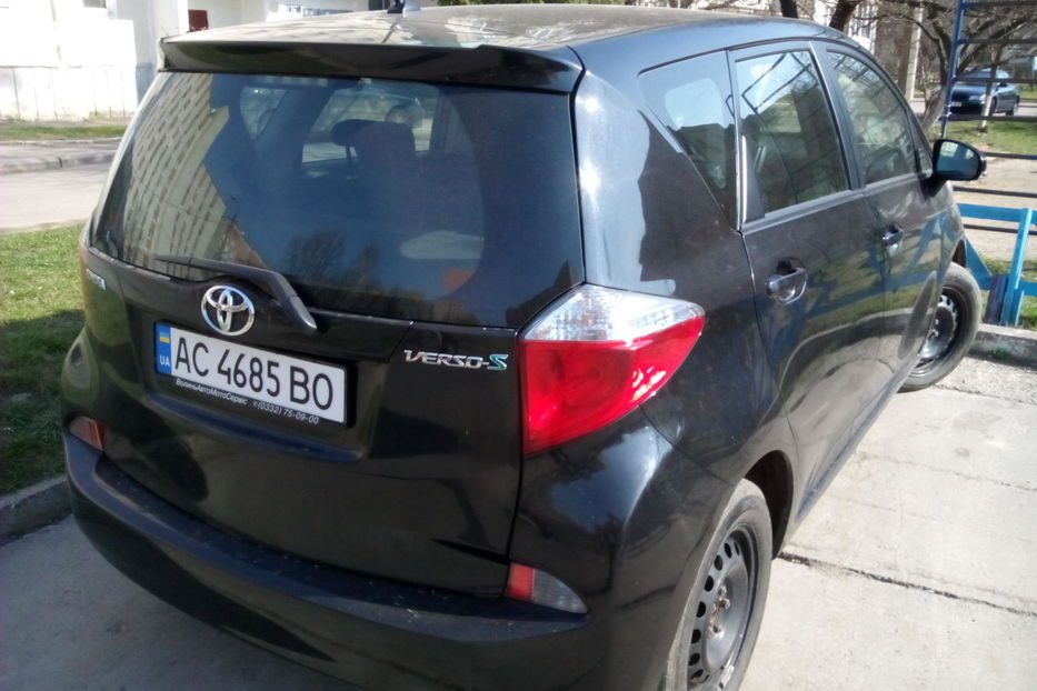 Продам Toyota Verso  S 2012 года в Луцке