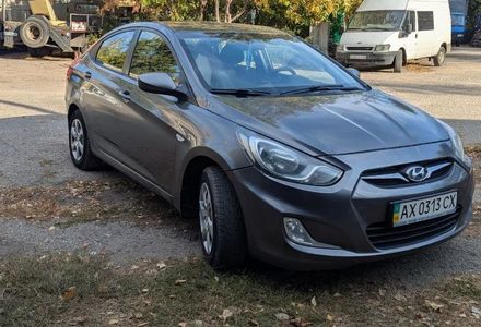 Продам Hyundai Accent  Comfort 2012 года в Харькове