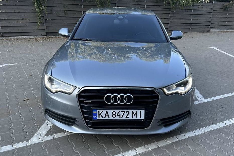 Продам Audi A6 2013 года в Киеве