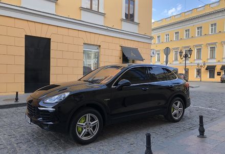 Продам Porsche Cayenne РЕСТАЙЛИНГ 2016 года в Одессе