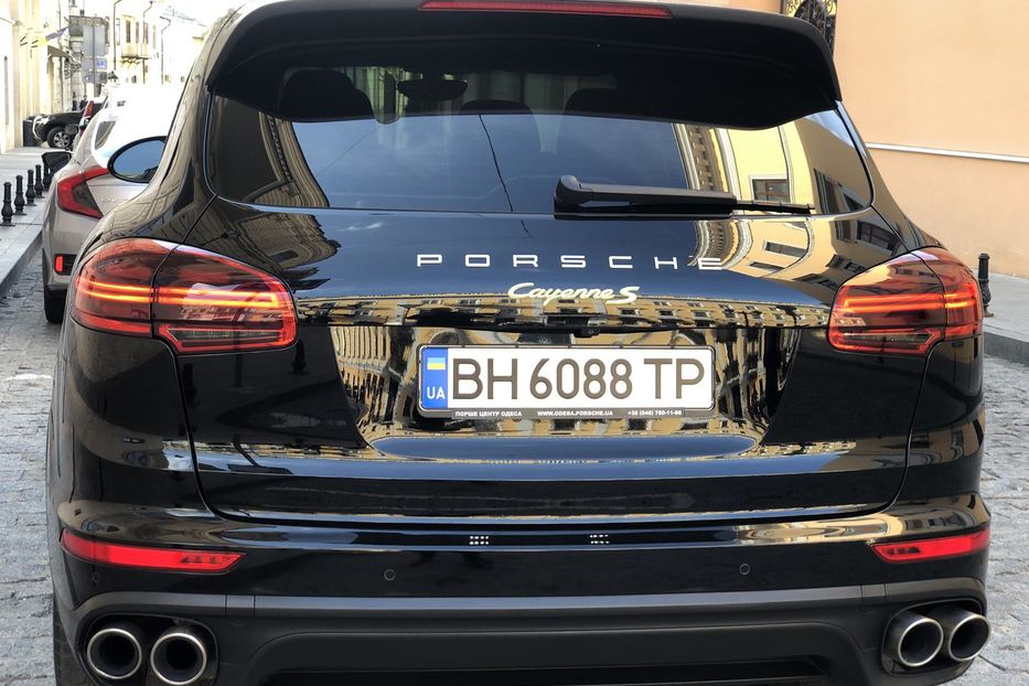 Продам Porsche Cayenne РЕСТАЙЛИНГ 2016 года в Одессе