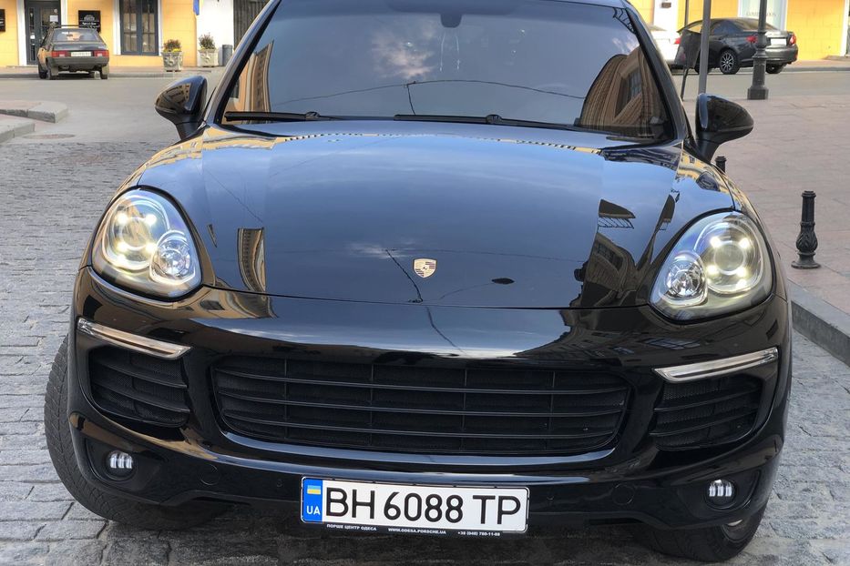 Продам Porsche Cayenne РЕСТАЙЛИНГ 2016 года в Одессе