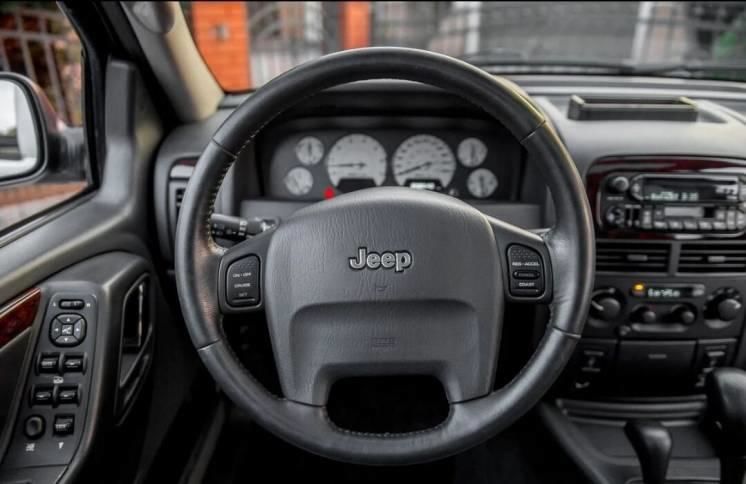 Продам Jeep Grand Cherokee 2005 года в Киеве