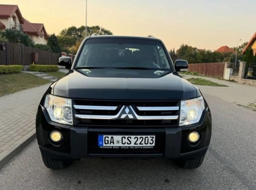 Продам Mitsubishi Pajero 2021 года в Киеве