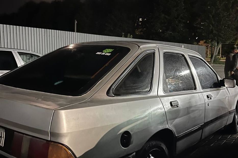 Продам Ford Sierra 1.8 MT (90 к.с.) 1982 года в Виннице