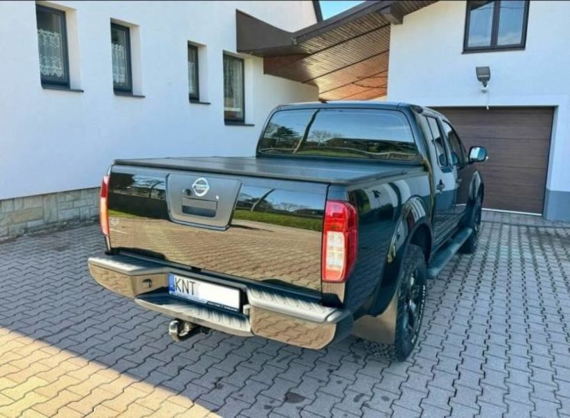 Продам Nissan Navara 2010 года в Киеве