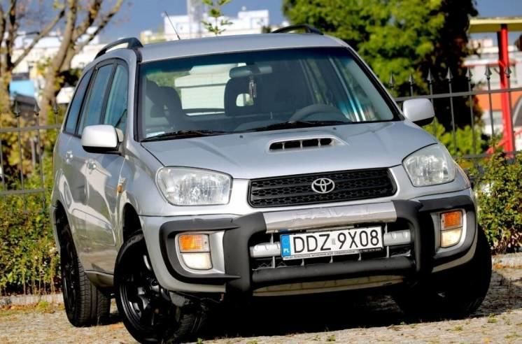 Продам Toyota Rav 4 2003 года в Киеве