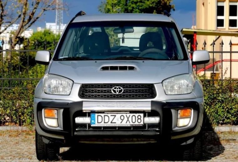 Продам Toyota Rav 4 2003 года в Киеве