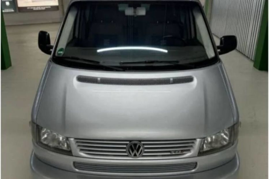 Продам Volkswagen T4 (Transporter) пасс. 2000 года в Киеве